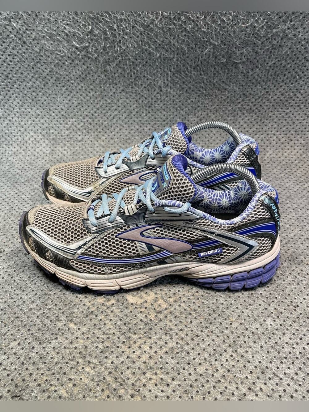 Brooks Ravenna 3 Silver Mesh Running Shoes Size 9.5 Women’s
